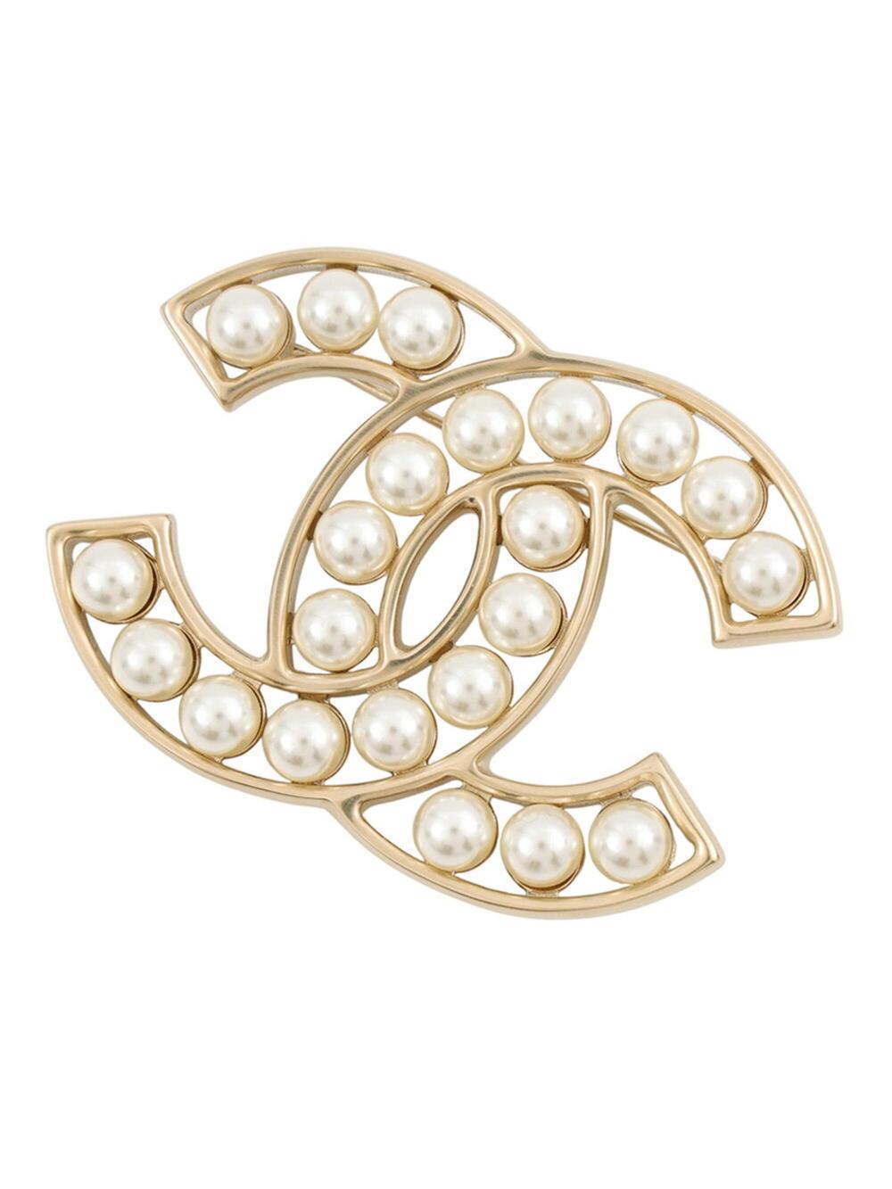 Chanel Cc Logo Brooch Metal #371444C97B